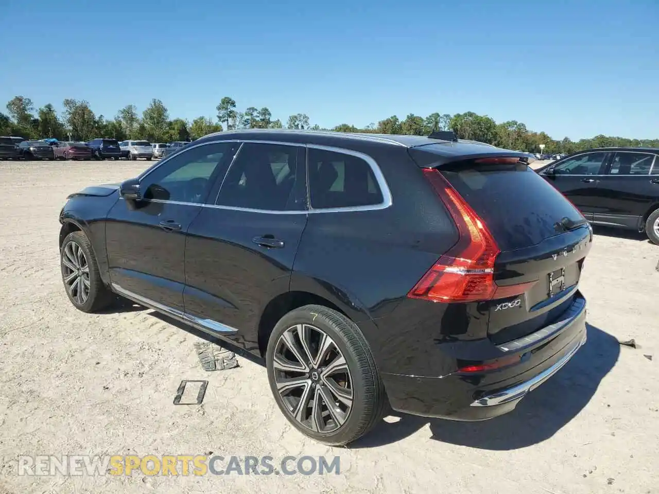 2 Photograph of a damaged car YV4L12DAXP1212012 VOLVO XC60 ULTIM 2023