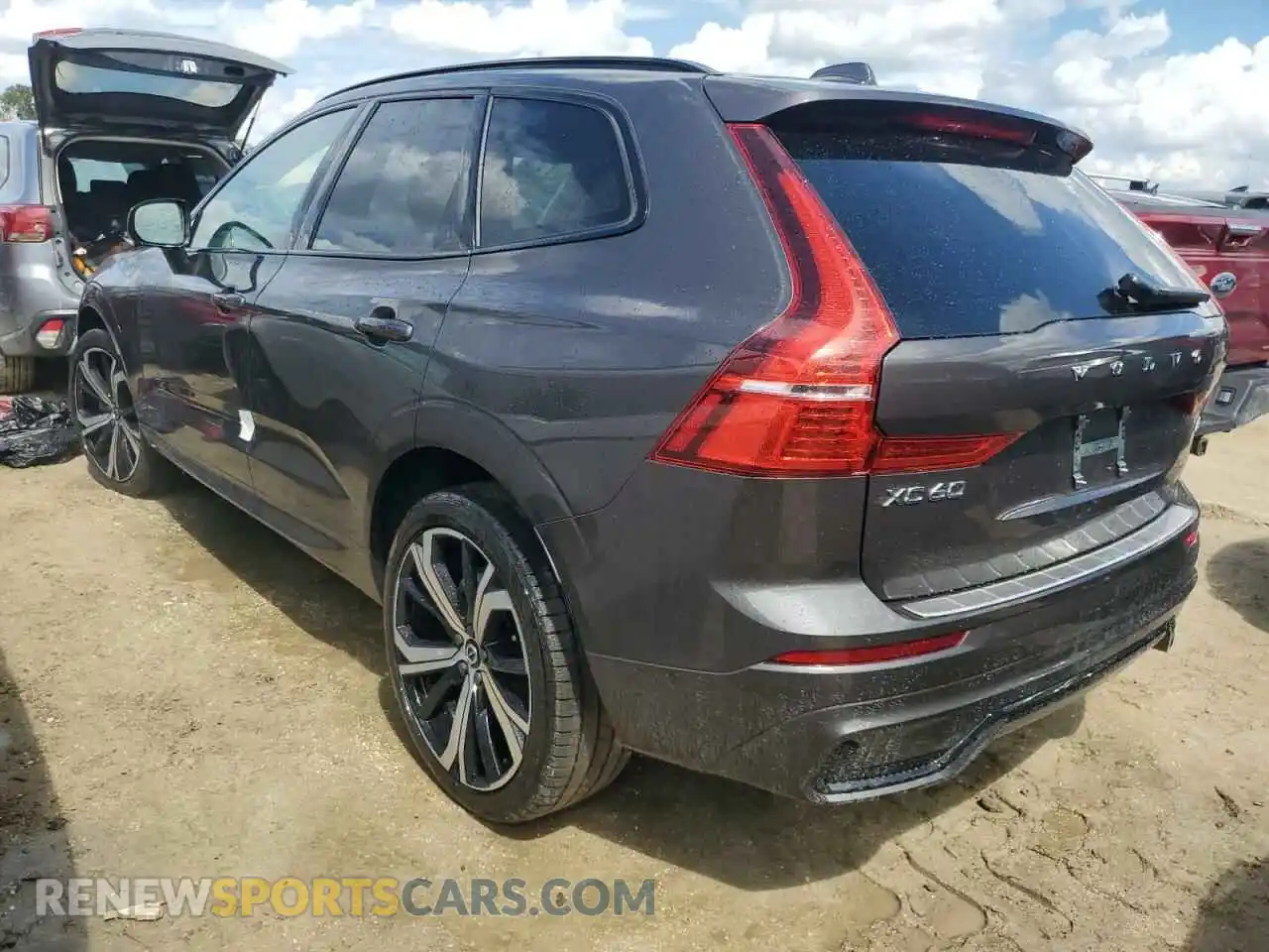 2 Photograph of a damaged car YV4L12DX8P1395107 VOLVO XC60 ULTIM 2023