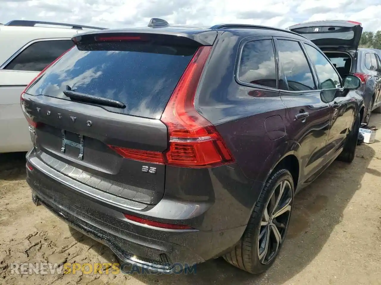 3 Photograph of a damaged car YV4L12DX8P1395107 VOLVO XC60 ULTIM 2023