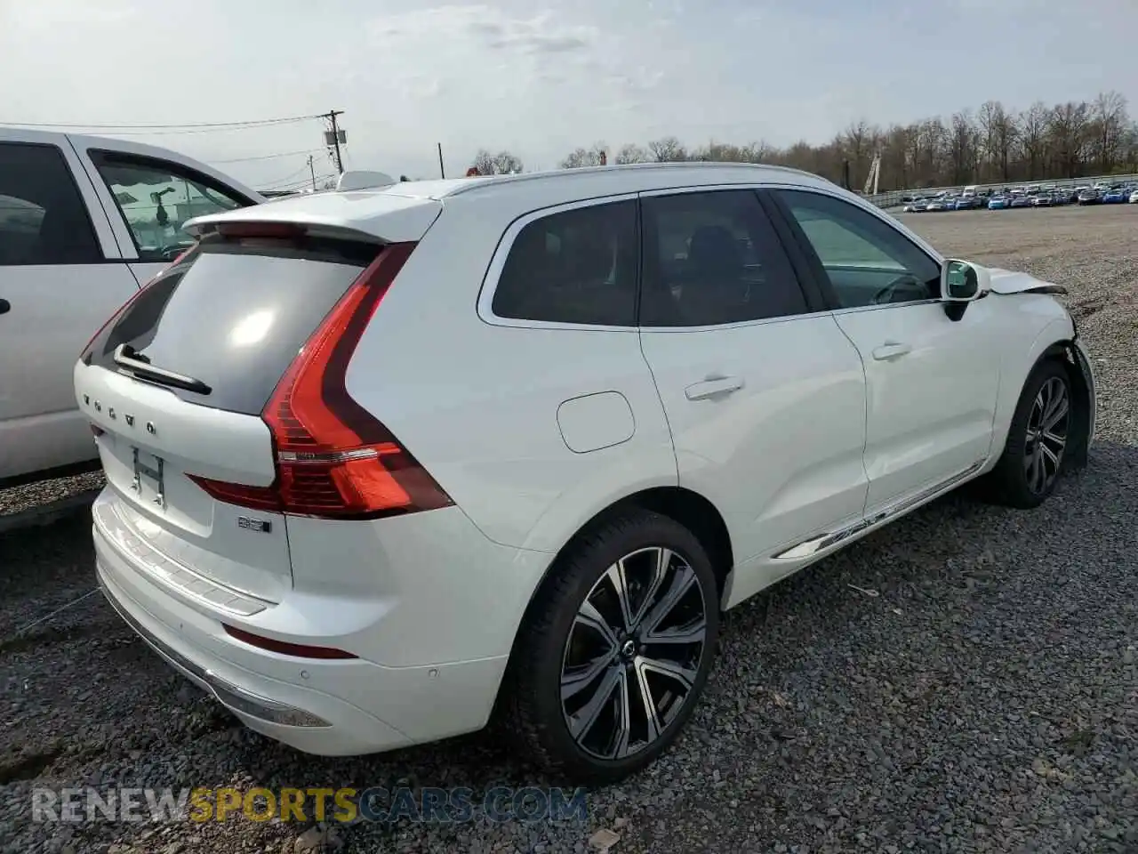 3 Photograph of a damaged car YV4L12RA7P1205284 VOLVO XC60 ULTIM 2023