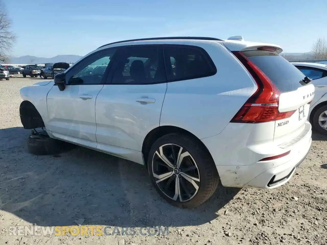 2 Photograph of a damaged car YV4L12RX1P1265324 VOLVO XC60 ULTIM 2023