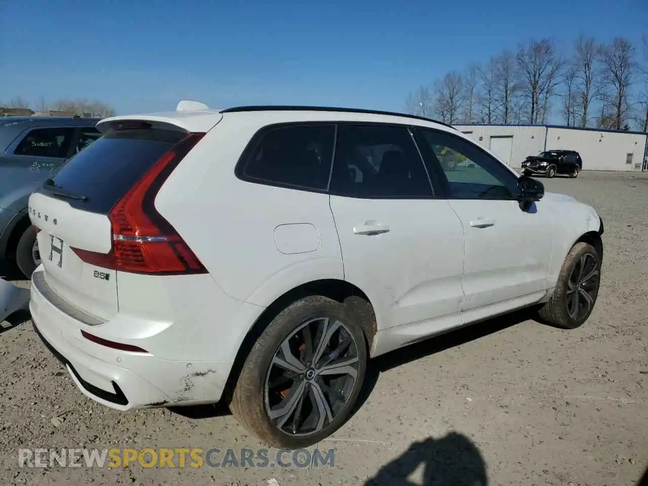 3 Photograph of a damaged car YV4L12RX1P1265324 VOLVO XC60 ULTIM 2023