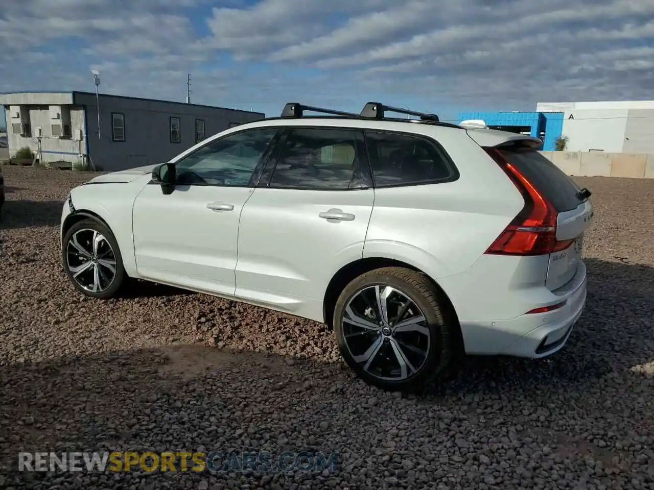 2 Photograph of a damaged car YV4L12RX6P1243965 VOLVO XC60 ULTIM 2023