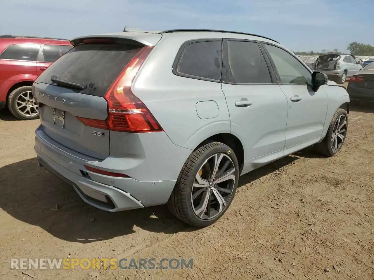 3 Photograph of a damaged car YV4L12RM1R1716437 VOLVO XC60 ULTIM 2024