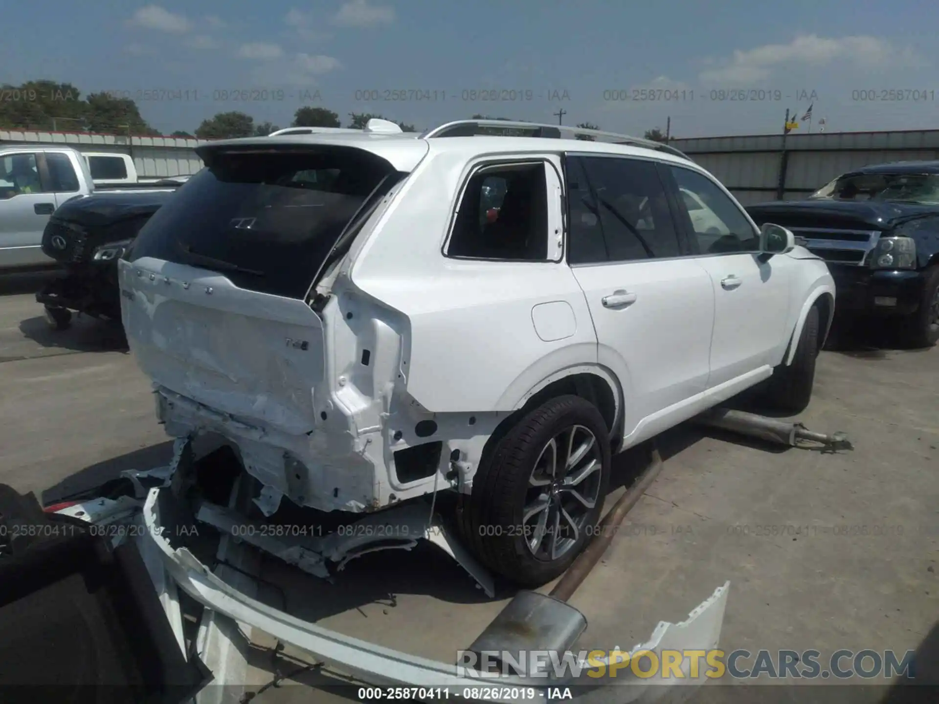 4 Photograph of a damaged car YV4A22PK4K1421425 VOLVO XC90 2019