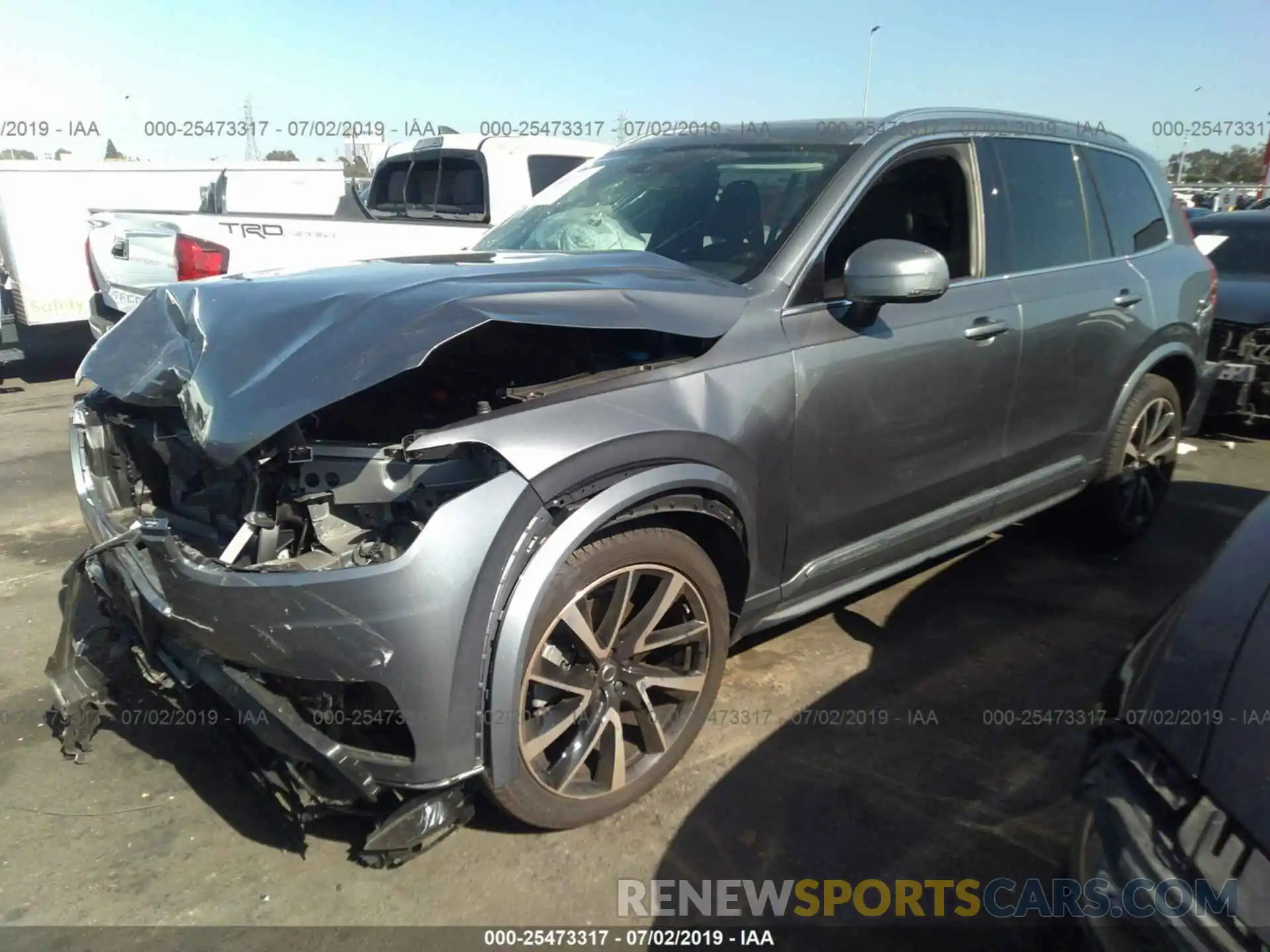 2 Photograph of a damaged car YV4A22PL0K1432897 VOLVO XC90 2019