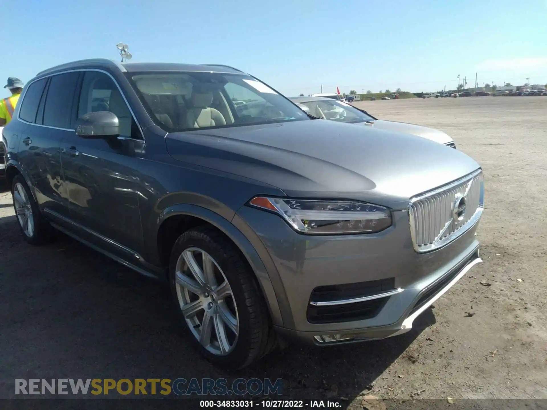 1 Photograph of a damaged car YV4A22PL2K1458370 VOLVO XC90 2019