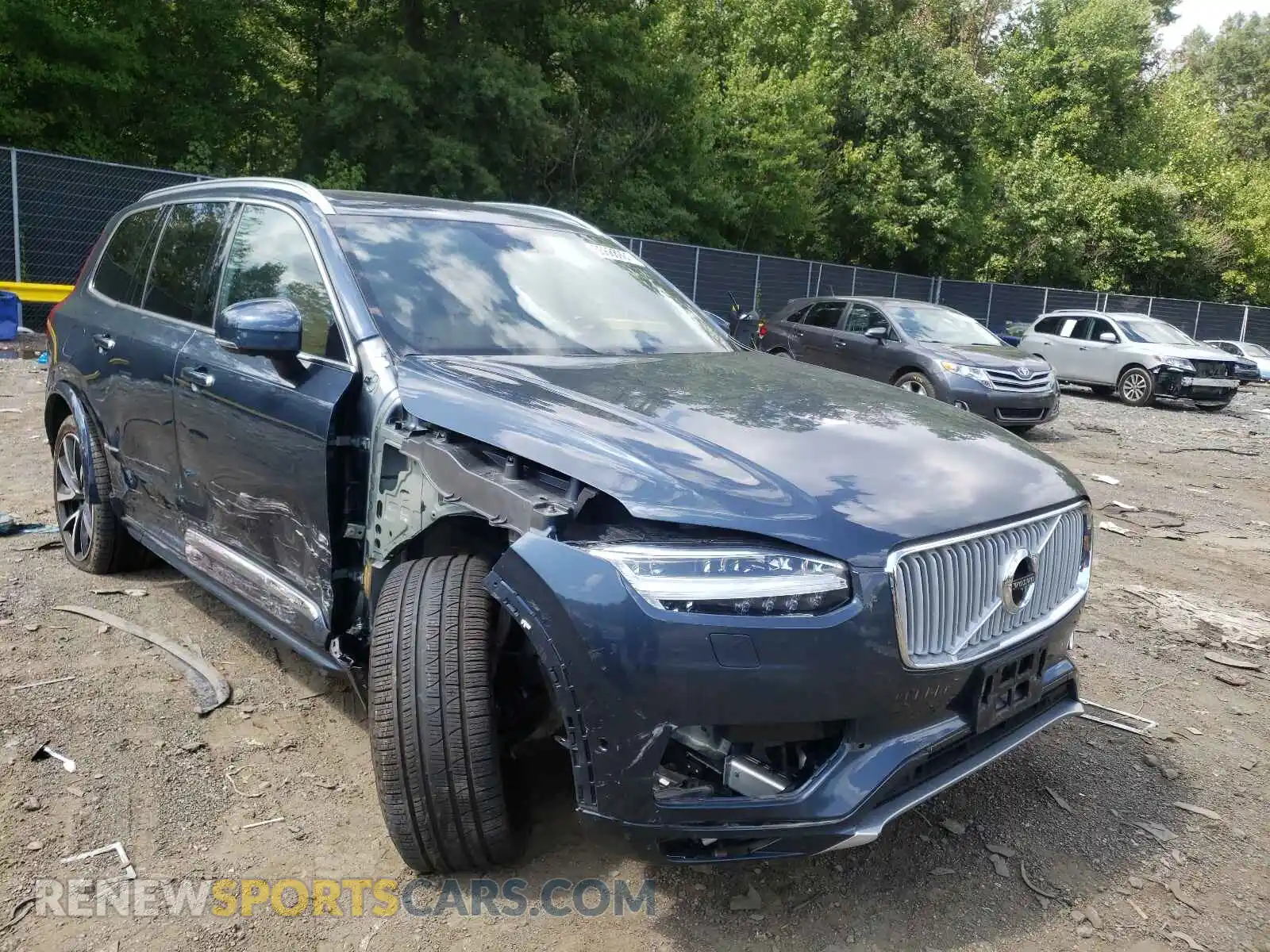 1 Photograph of a damaged car YV4A22PL2K1499498 VOLVO XC90 2019