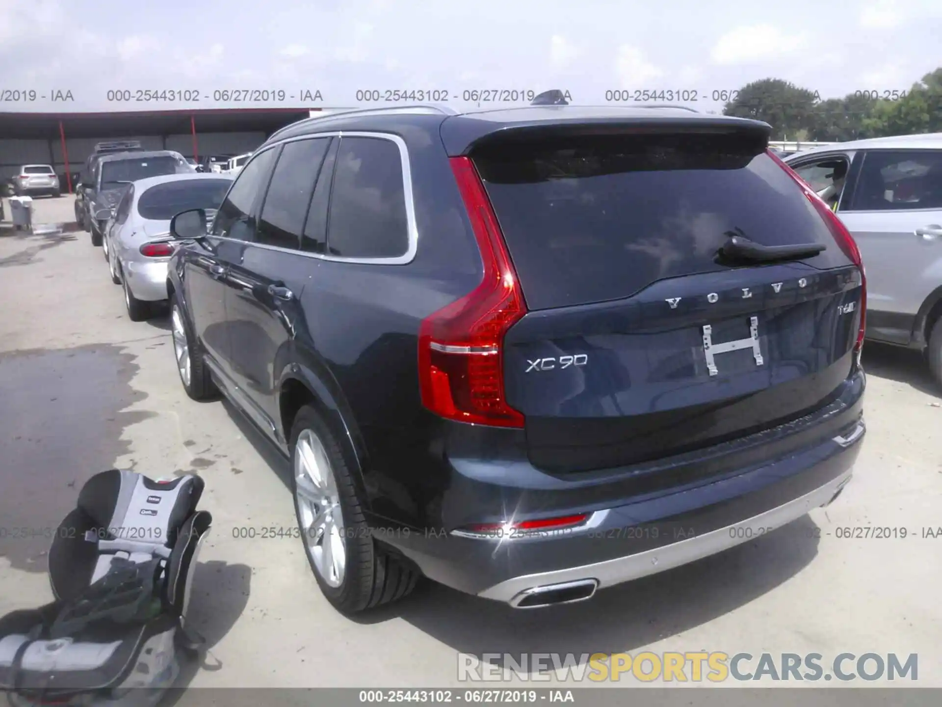 3 Photograph of a damaged car YV4A22PL4K1482573 VOLVO XC90 2019
