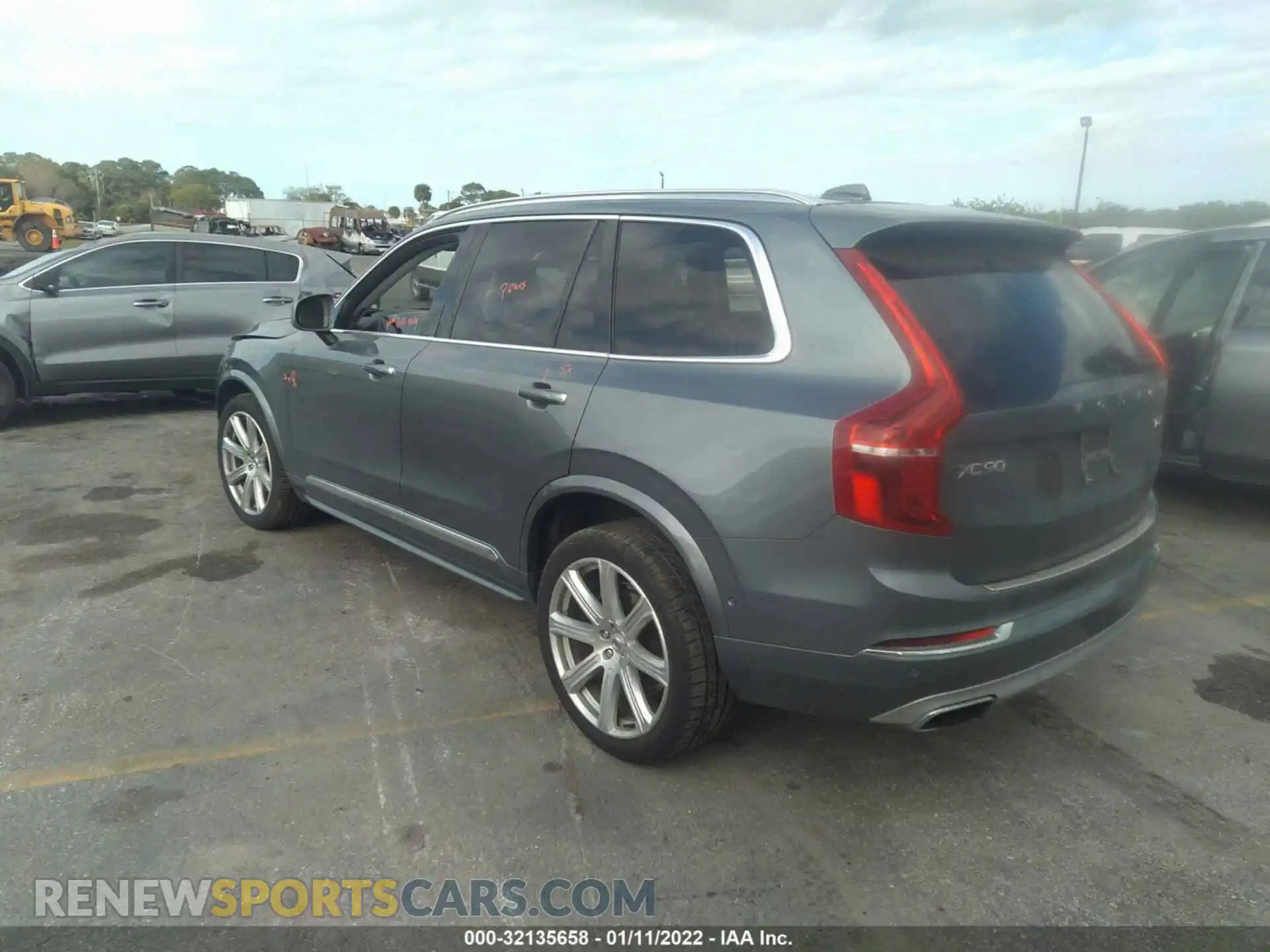 3 Photograph of a damaged car YV4A22PL6K1427140 VOLVO XC90 2019