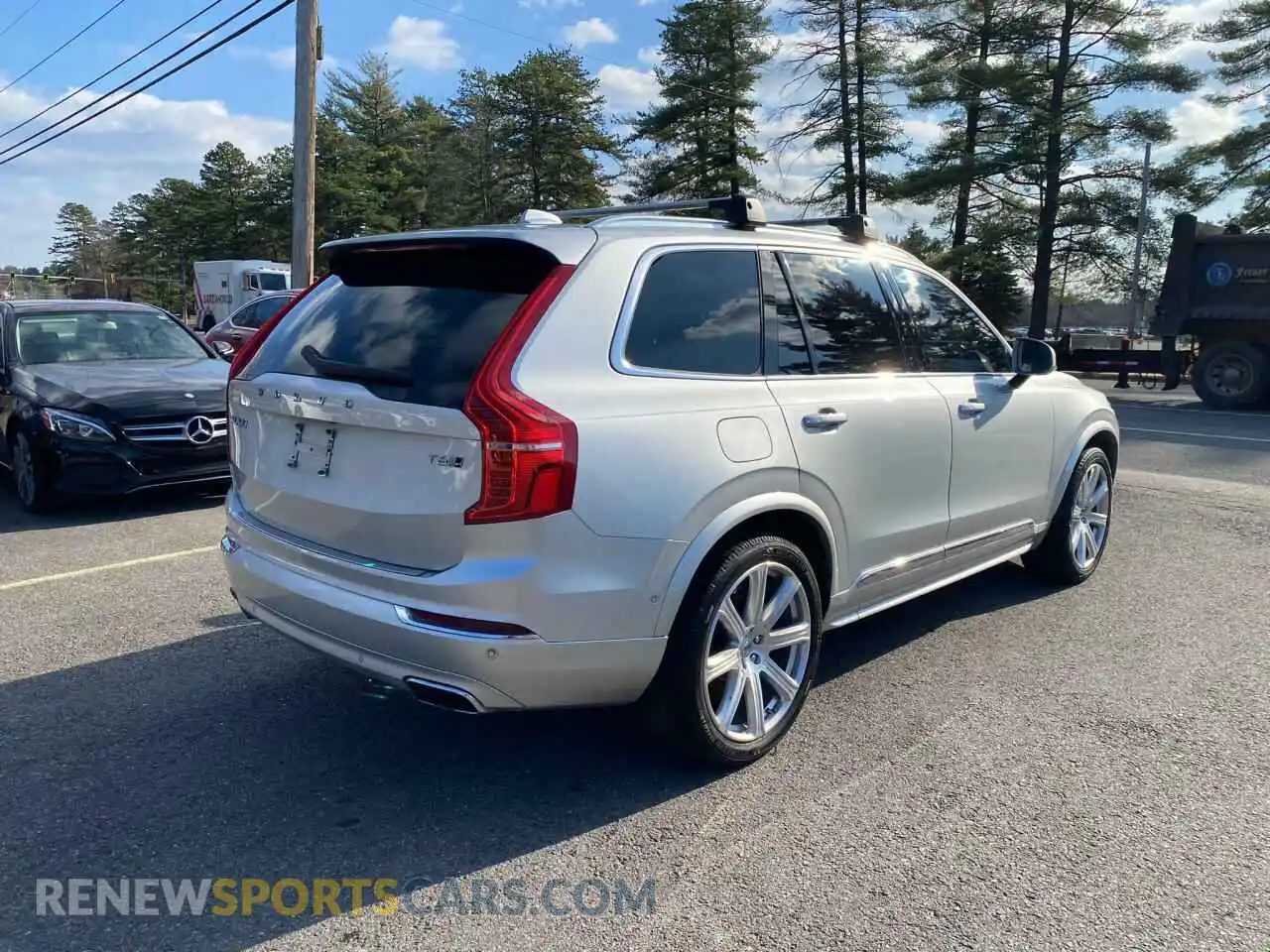 3 Photograph of a damaged car YV4A22PL7K1428958 VOLVO XC90 2019