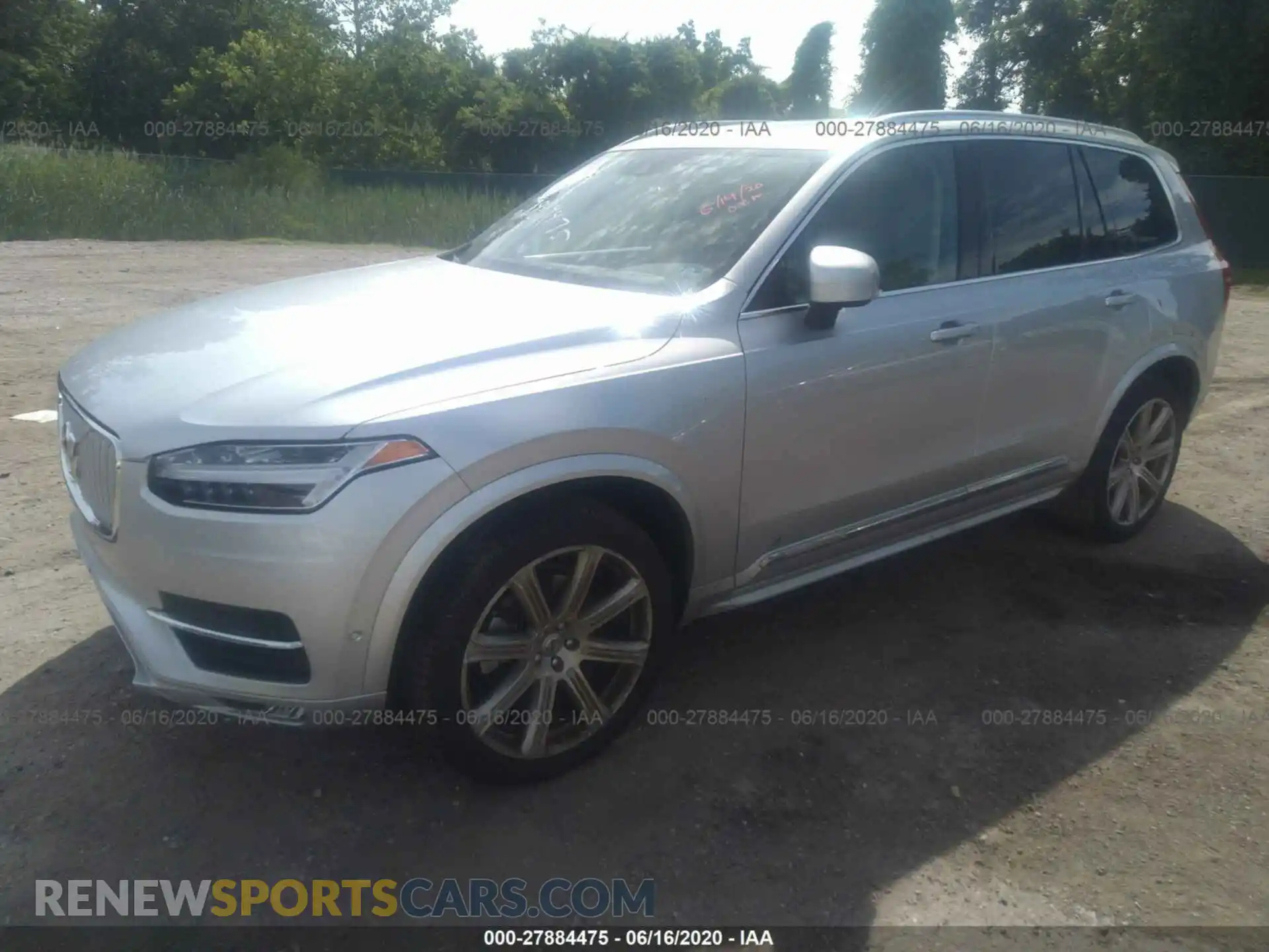2 Photograph of a damaged car YV4A22PLXK1512367 VOLVO XC90 2019