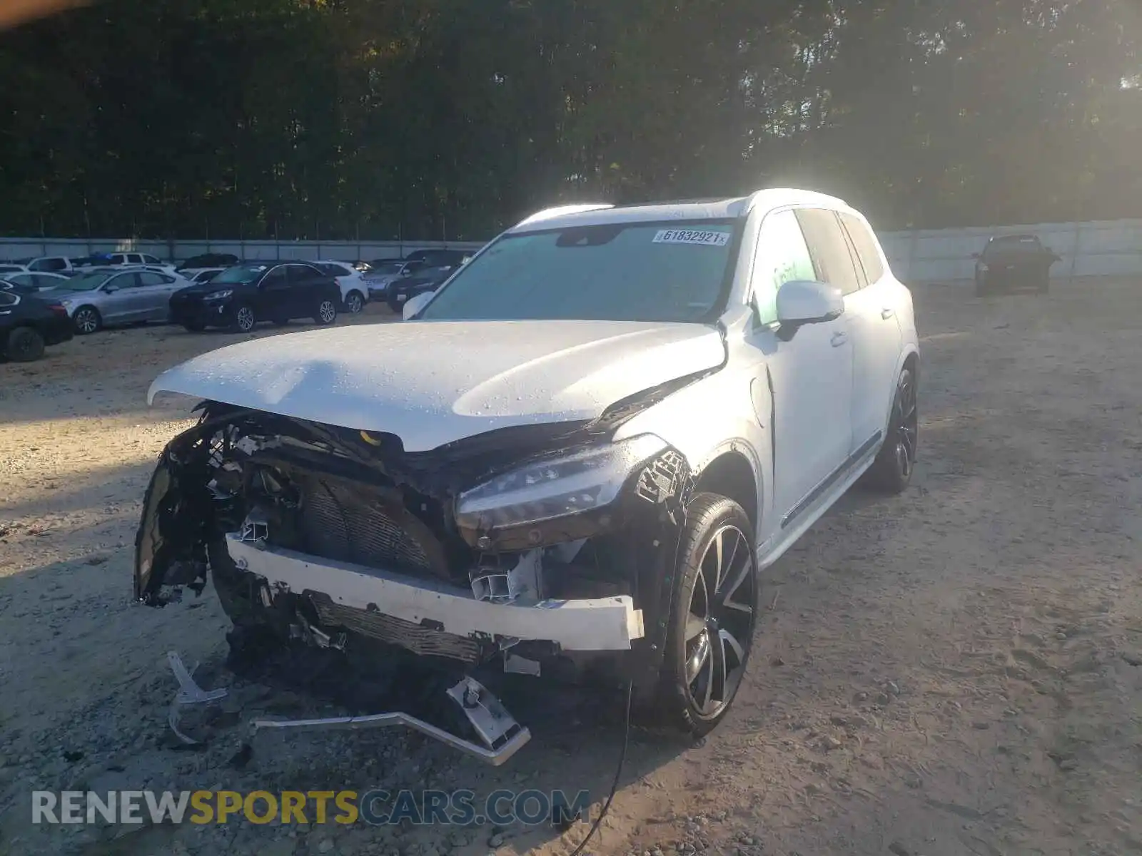 2 Photograph of a damaged car YV4BR0CL7K1469004 VOLVO XC90 2019