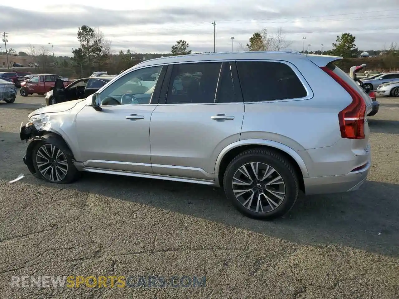 2 Photograph of a damaged car YV4102CK5L1621422 VOLVO XC90 2020