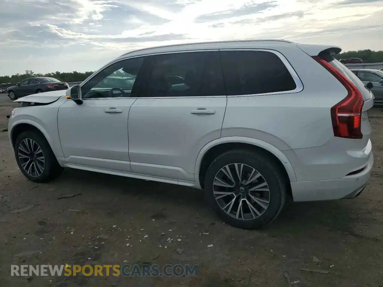 2 Photograph of a damaged car YV4A221K2L1552735 VOLVO XC90 2020