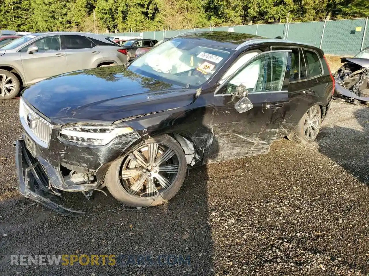1 Photograph of a damaged car YV4A221L3L1591472 VOLVO XC90 2020