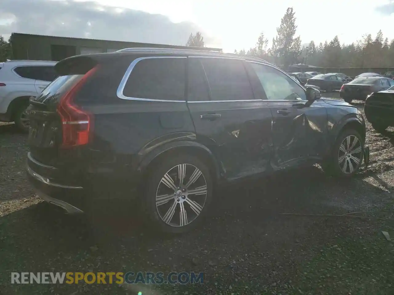 3 Photograph of a damaged car YV4A221L3L1591472 VOLVO XC90 2020