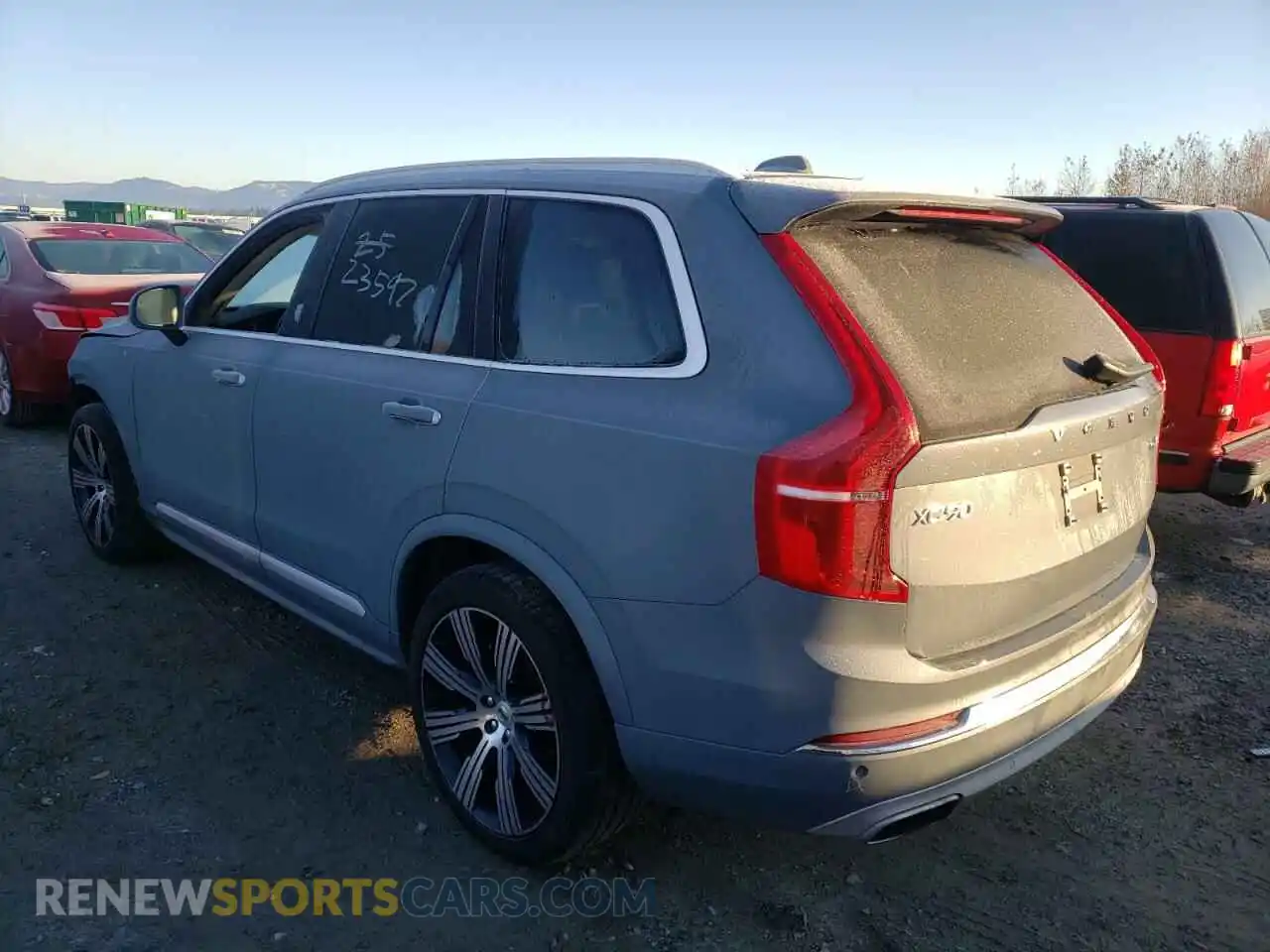 3 Photograph of a damaged car YV4A221L5L1535887 VOLVO XC90 2020