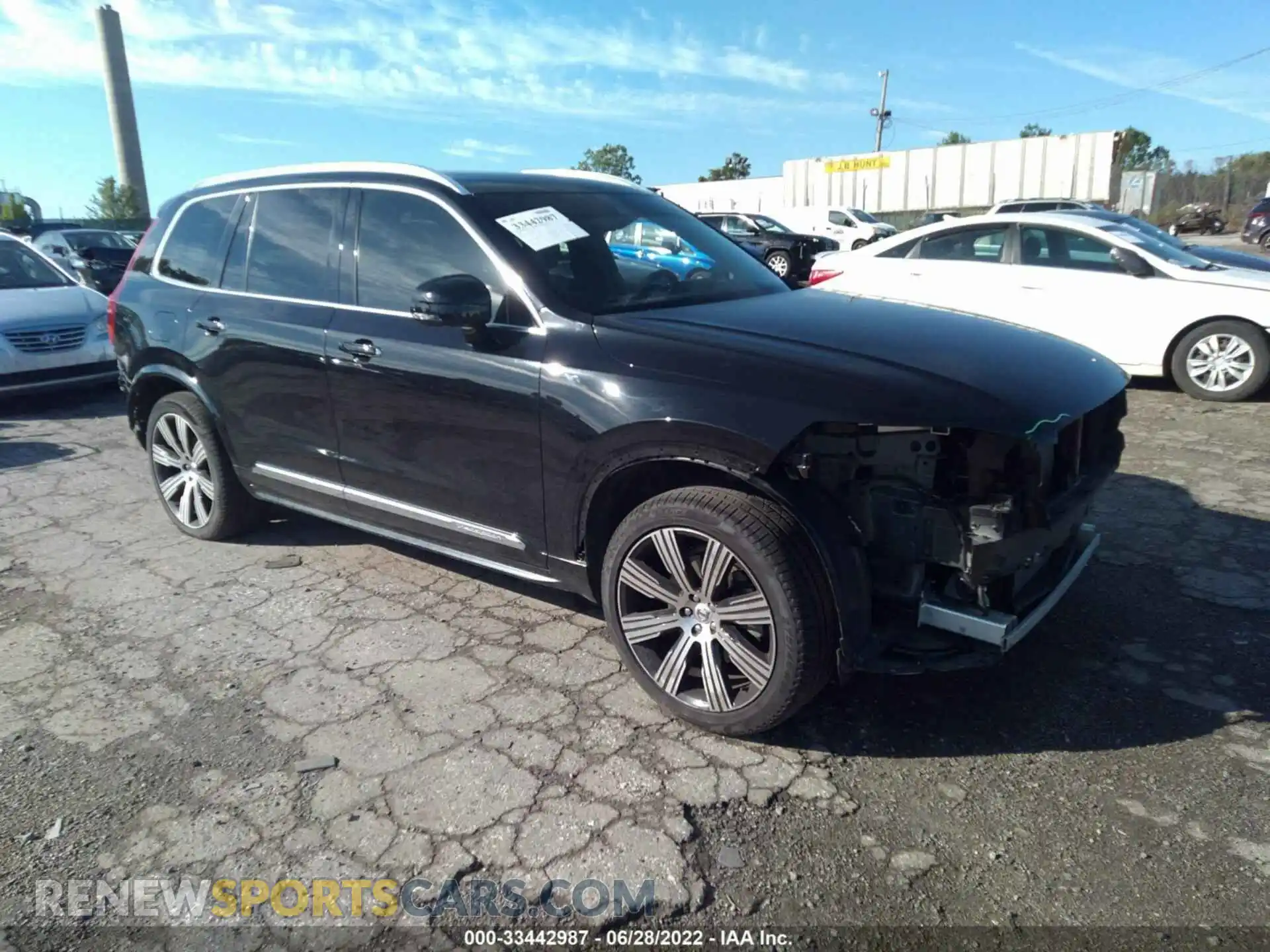 1 Photograph of a damaged car YV4A221L5L1551863 VOLVO XC90 2020