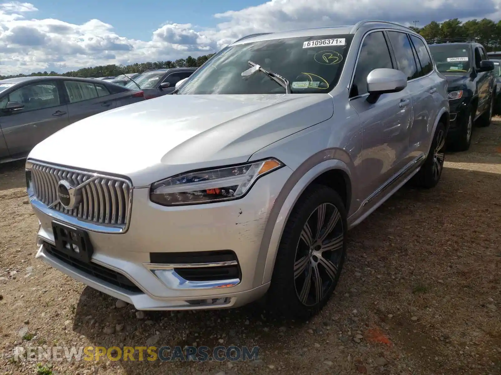 2 Photograph of a damaged car YV4A22PL2L1575965 VOLVO XC90 2020