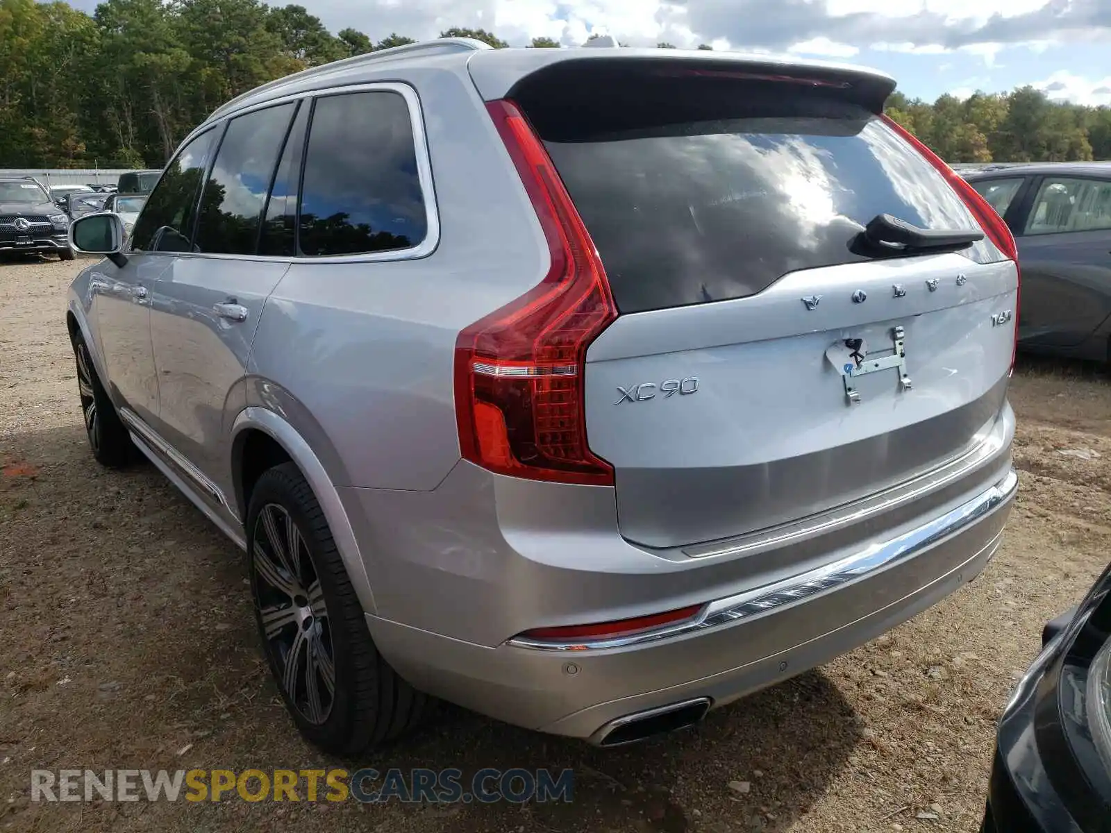 3 Photograph of a damaged car YV4A22PL2L1575965 VOLVO XC90 2020