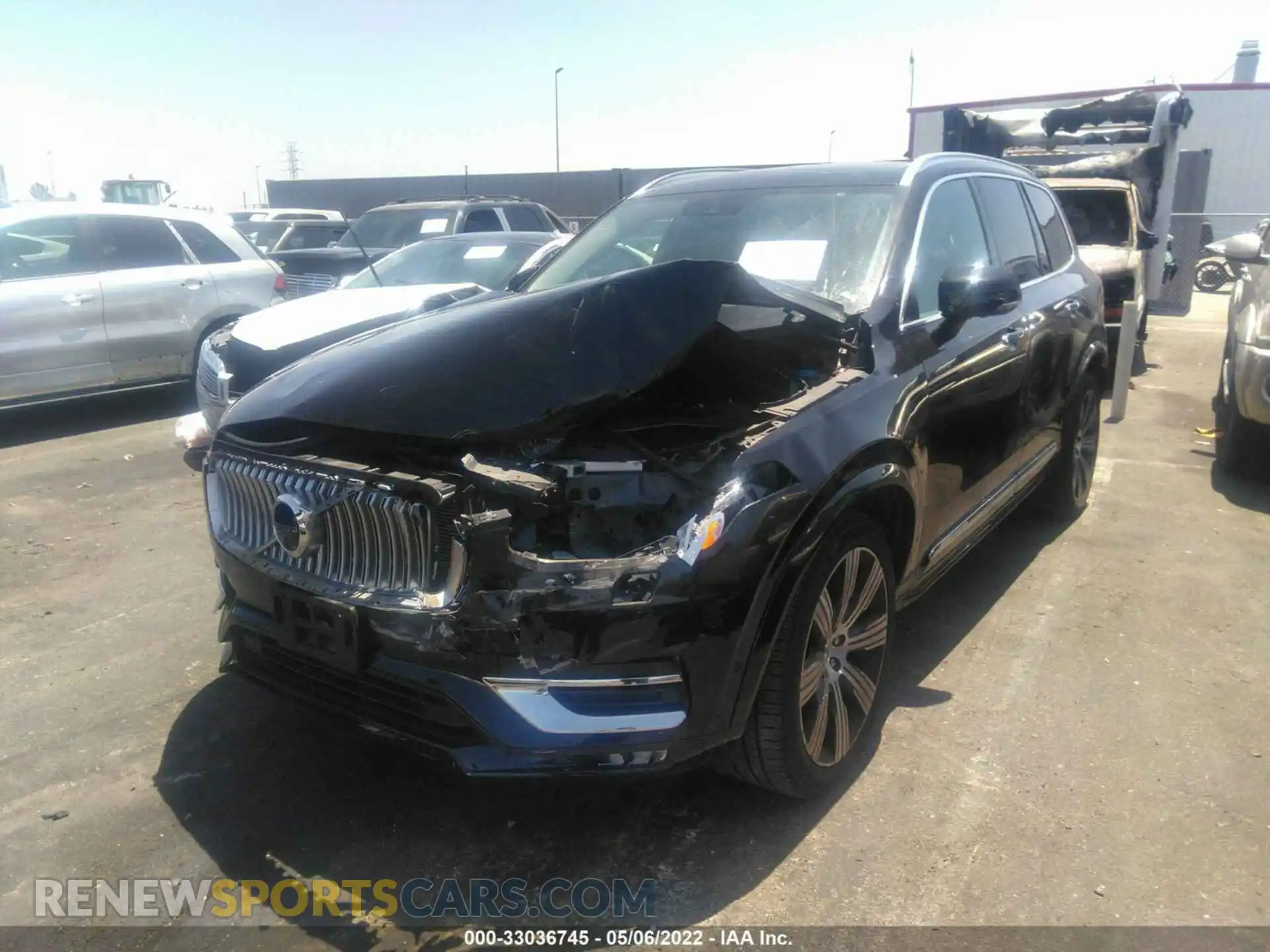 2 fotografías del automóvil dañado YV4A22PL2L1618233 VOLVO XC90 2020