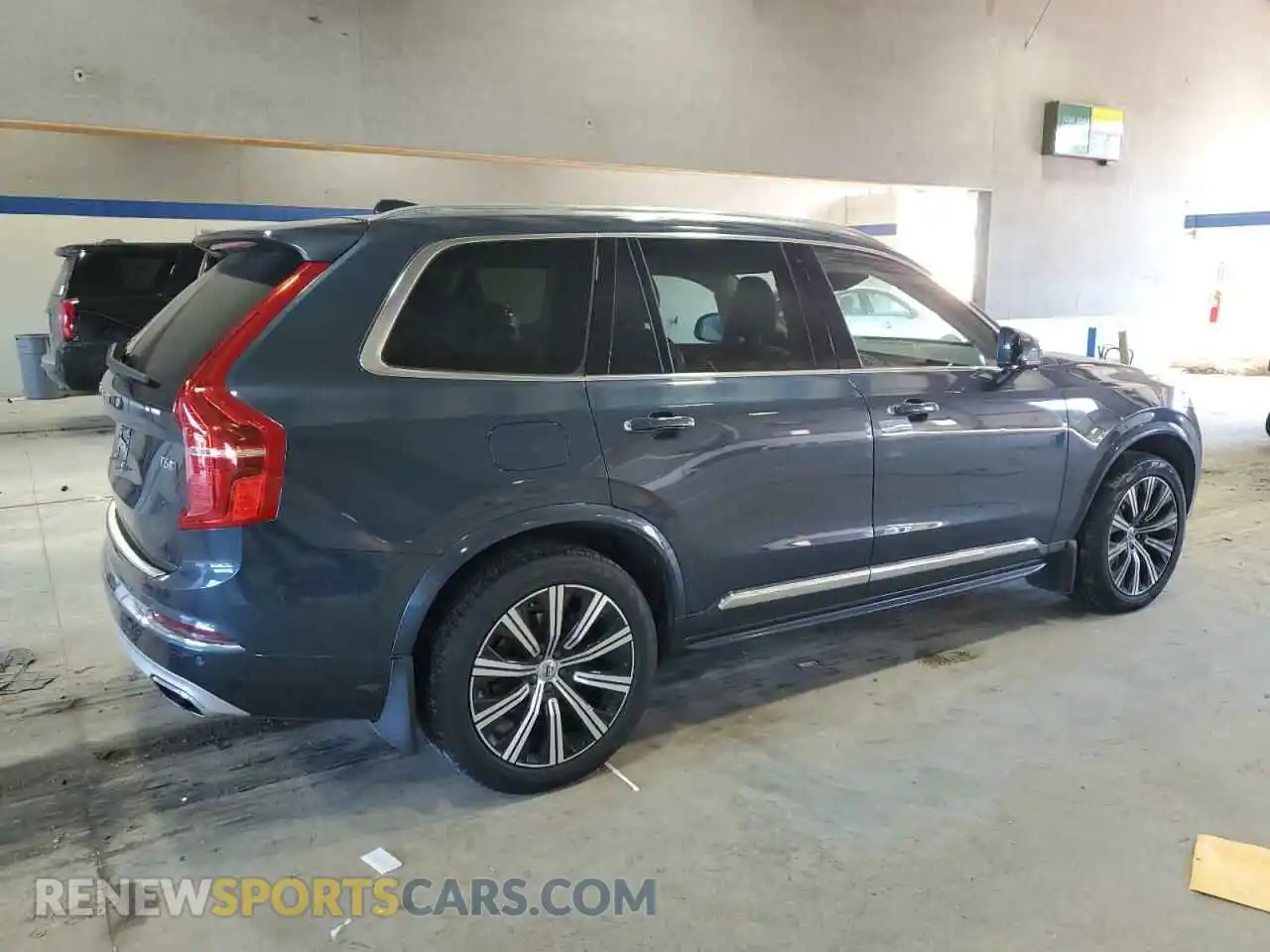 3 Photograph of a damaged car YV4A22PL8L1572147 VOLVO XC90 2020
