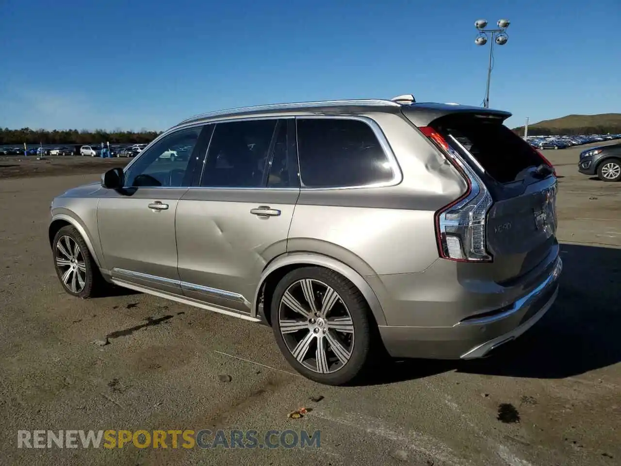 2 Photograph of a damaged car YV4A22PL9L1572965 VOLVO XC90 2020