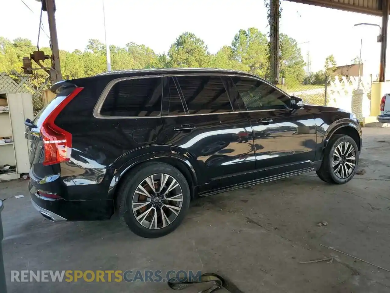 3 Photograph of a damaged car YV4102CK5M1763464 VOLVO XC90 2021