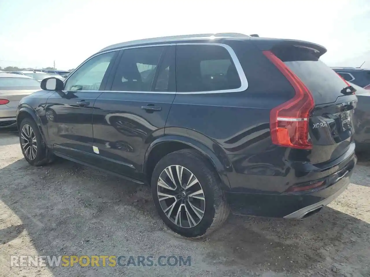 2 Photograph of a damaged car YV4102CK6M1702981 VOLVO XC90 2021