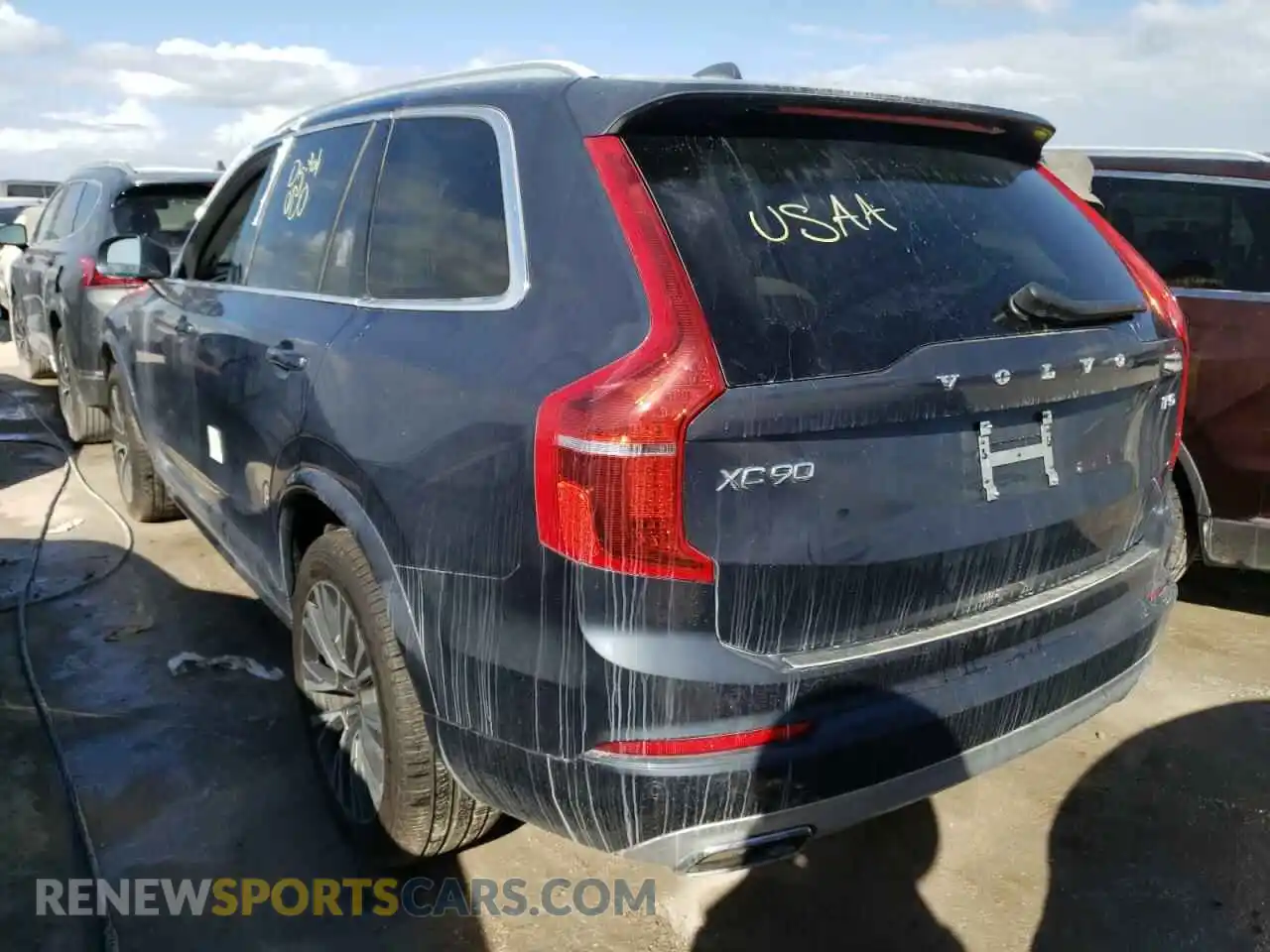 3 Photograph of a damaged car YV4102CK7M1743975 VOLVO XC90 2021