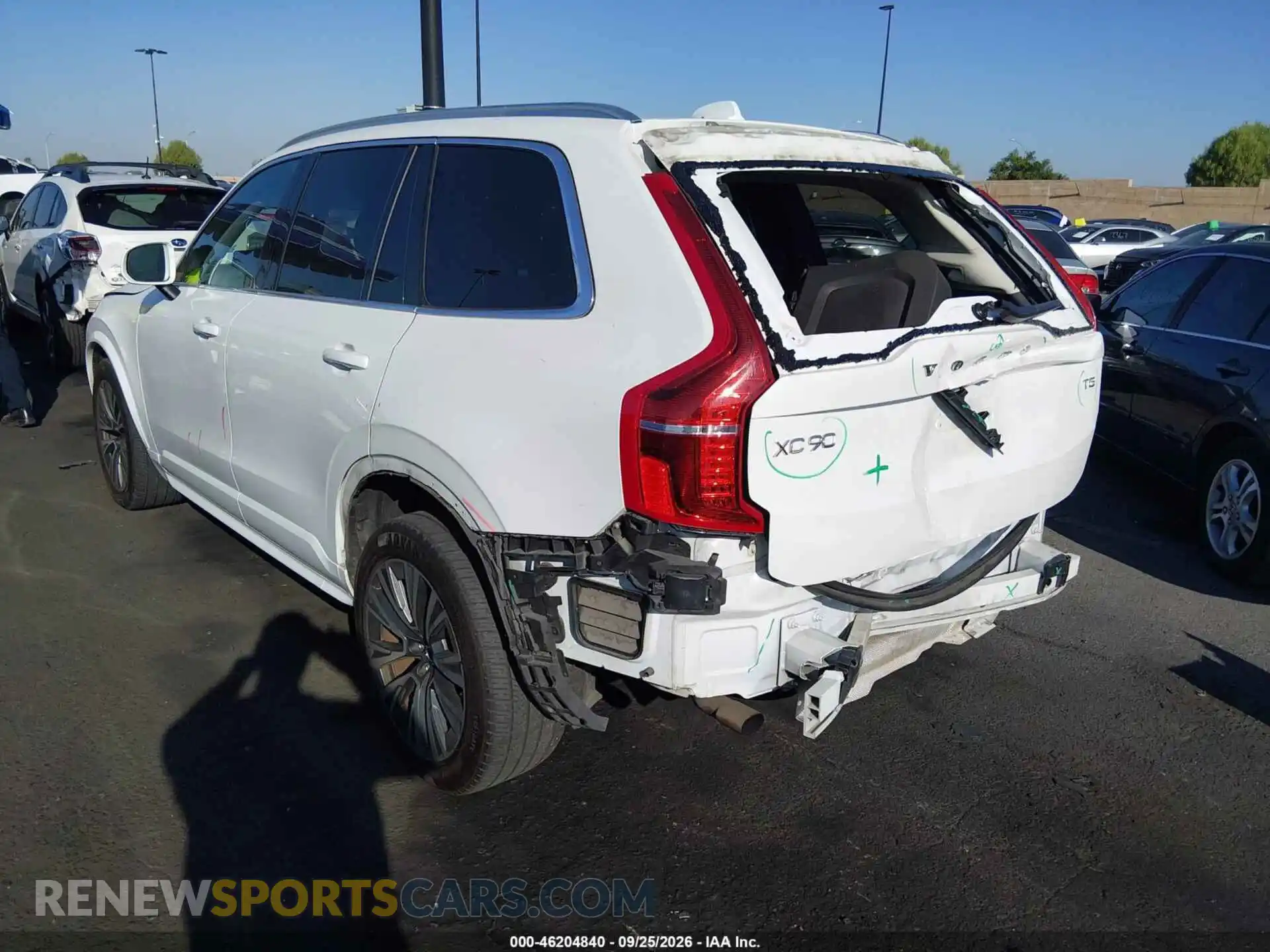 3 Photograph of a damaged car YV4102CK8M1745752 VOLVO XC90 2021