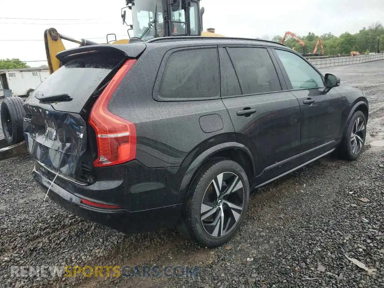 3 fotografías del automóvil dañado YV4102CM8M1673842 VOLVO XC90 2021