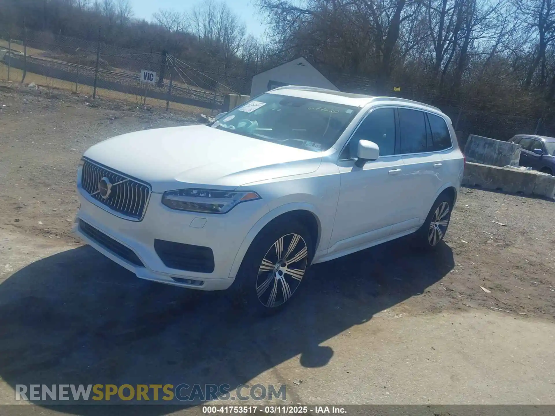 2 Photograph of a damaged car YV4A221K5M1677620 VOLVO XC90 2021