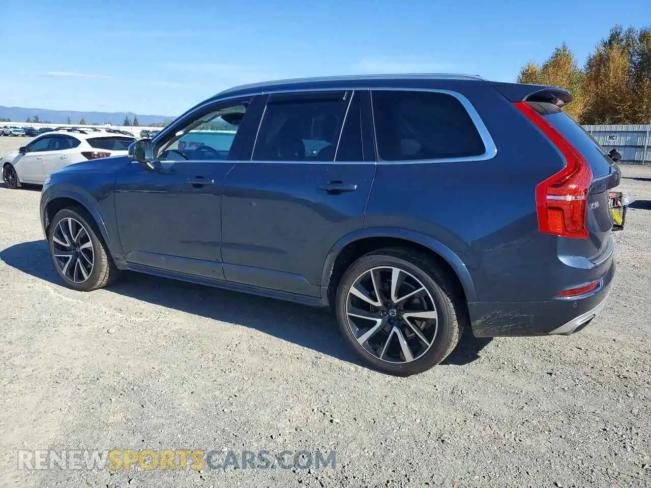 2 fotografías del automóvil dañado YV4A221K6M1681756 VOLVO XC90 2021