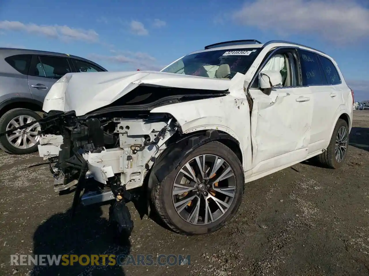 2 Photograph of a damaged car YV4A221K7M1671396 VOLVO XC90 2021
