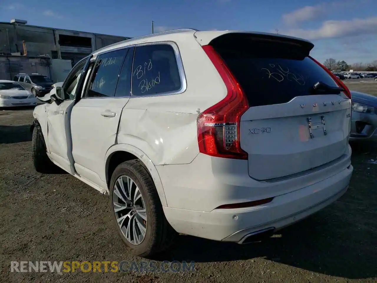3 Photograph of a damaged car YV4A221K7M1671396 VOLVO XC90 2021