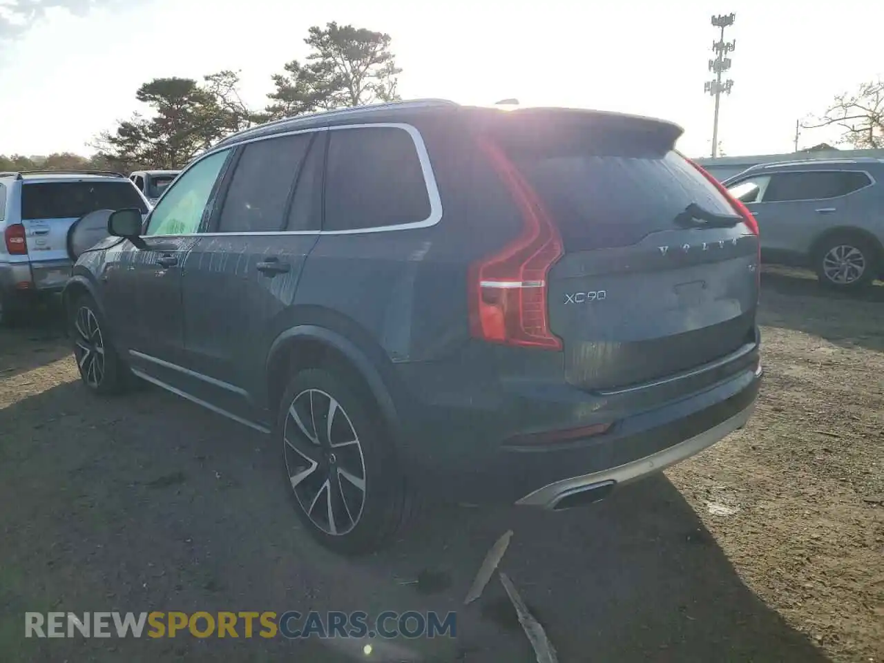 3 Photograph of a damaged car YV4A221K7M1728874 VOLVO XC90 2021