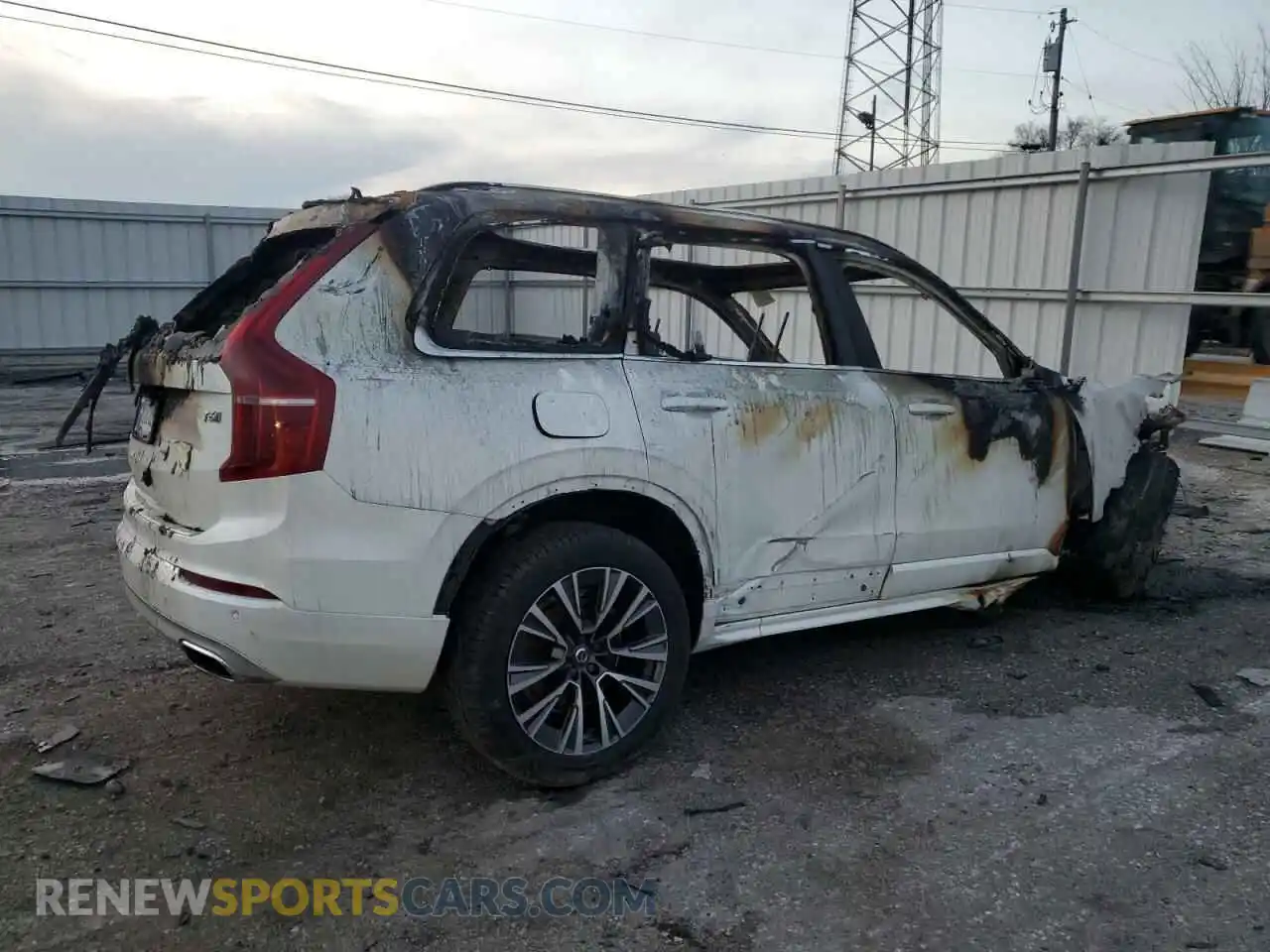 3 Photograph of a damaged car YV4A221K9M1720470 VOLVO XC90 2021