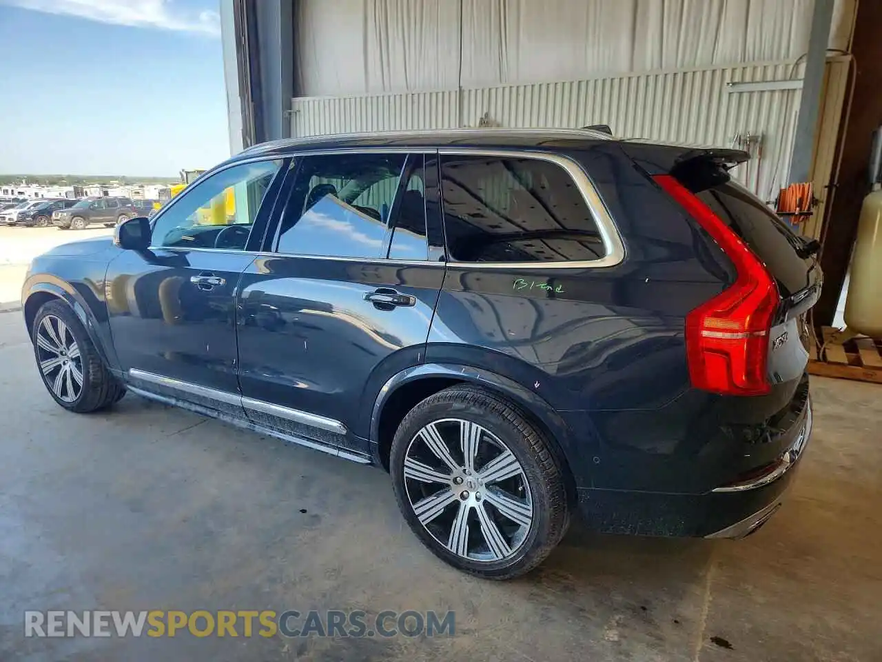 2 fotografías del automóvil dañado YV4A221L0M1706868 VOLVO XC90 2021