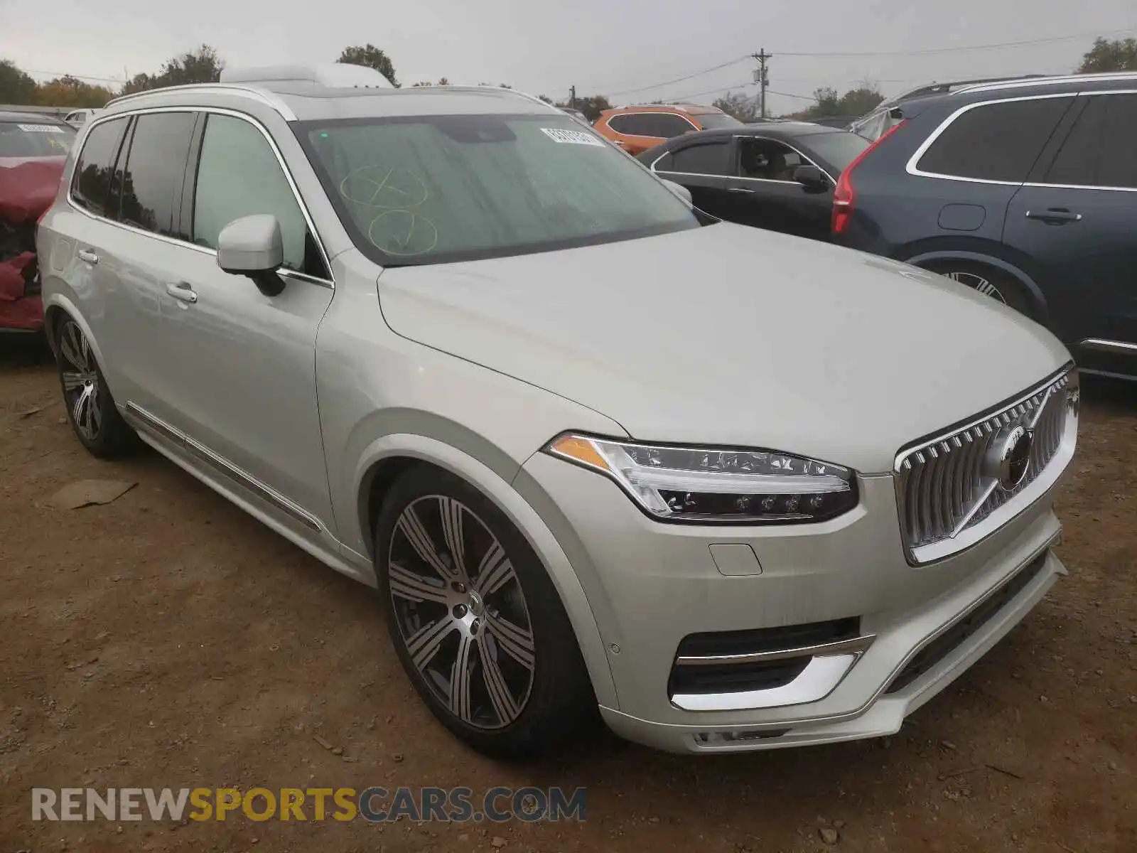 1 Фотография поврежденного автомобиля YV4A221L2M1729844 VOLVO XC90 2021