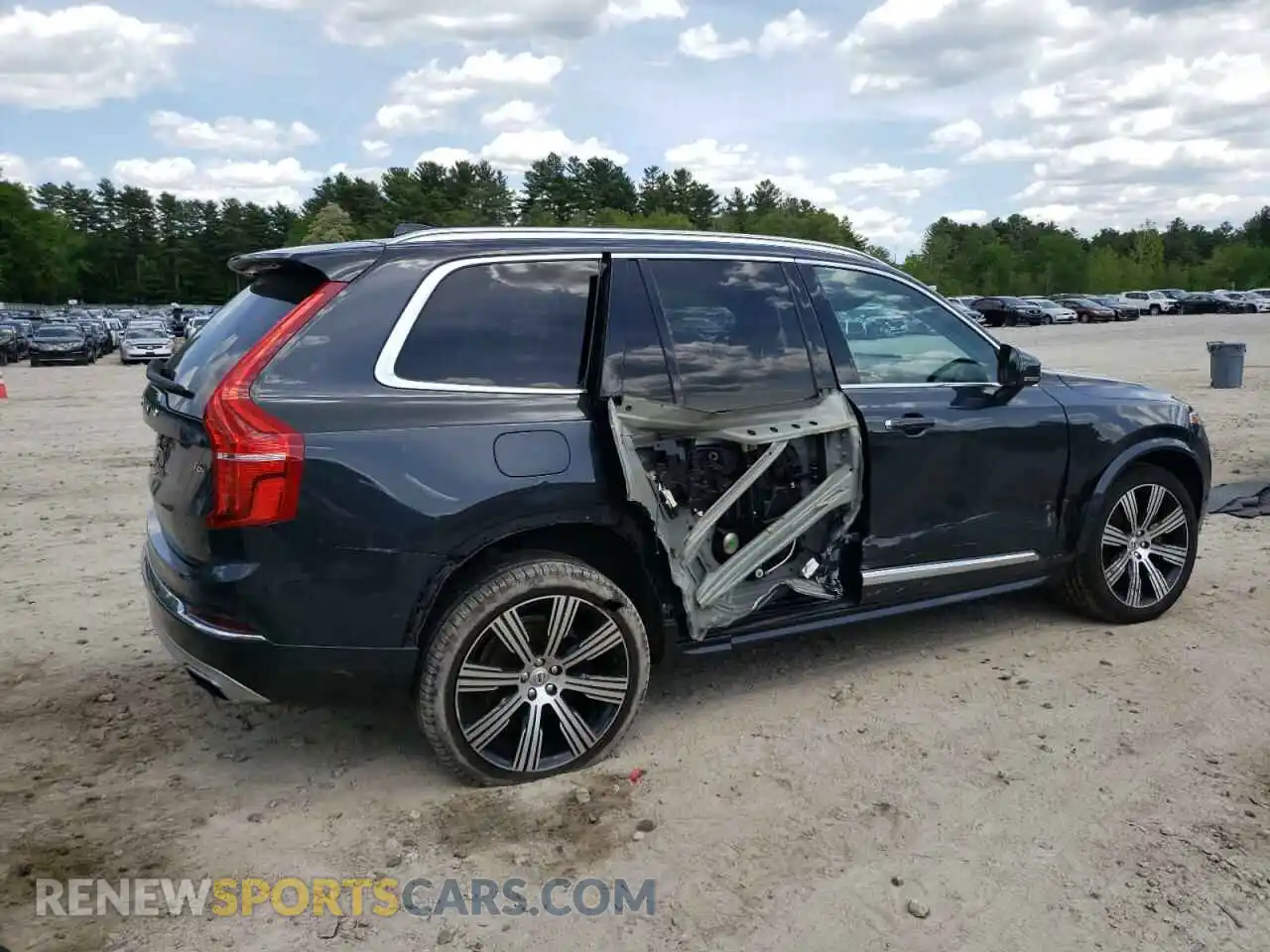 3 fotografías del automóvil dañado YV4A221L3M1675387 VOLVO XC90 2021