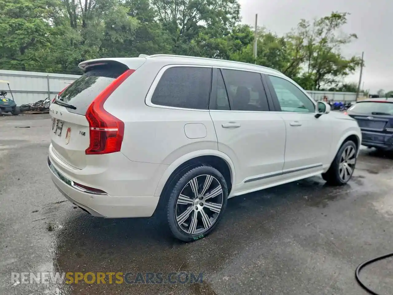 3 Фотография поврежденного автомобиля YV4A221L4M1698936 VOLVO XC90 2021