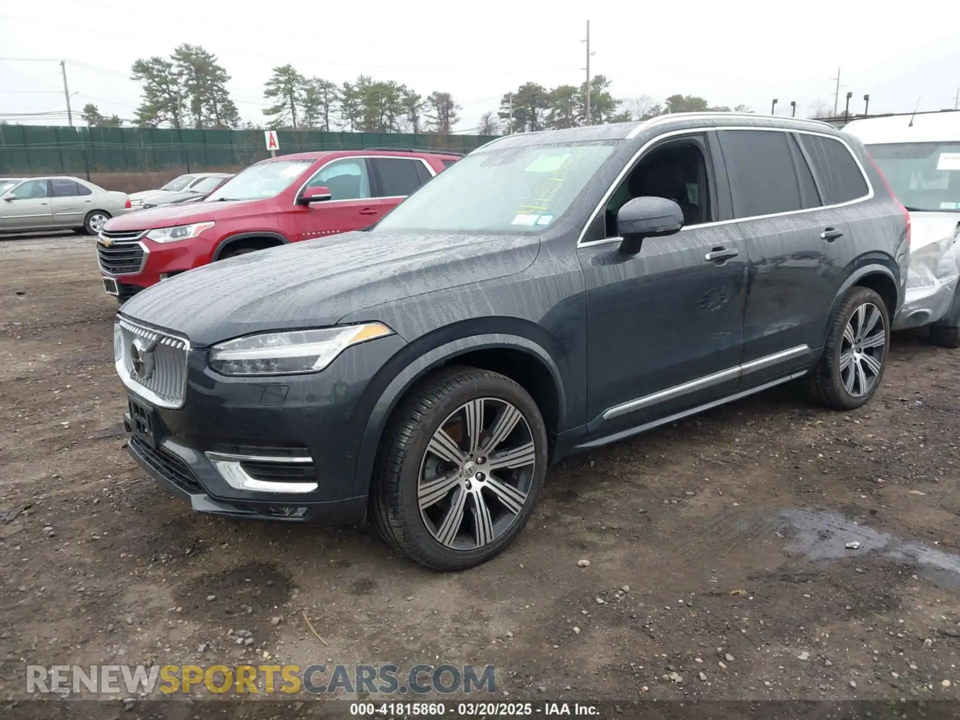 2 Photograph of a damaged car YV4A221L9M1685115 VOLVO XC90 2021