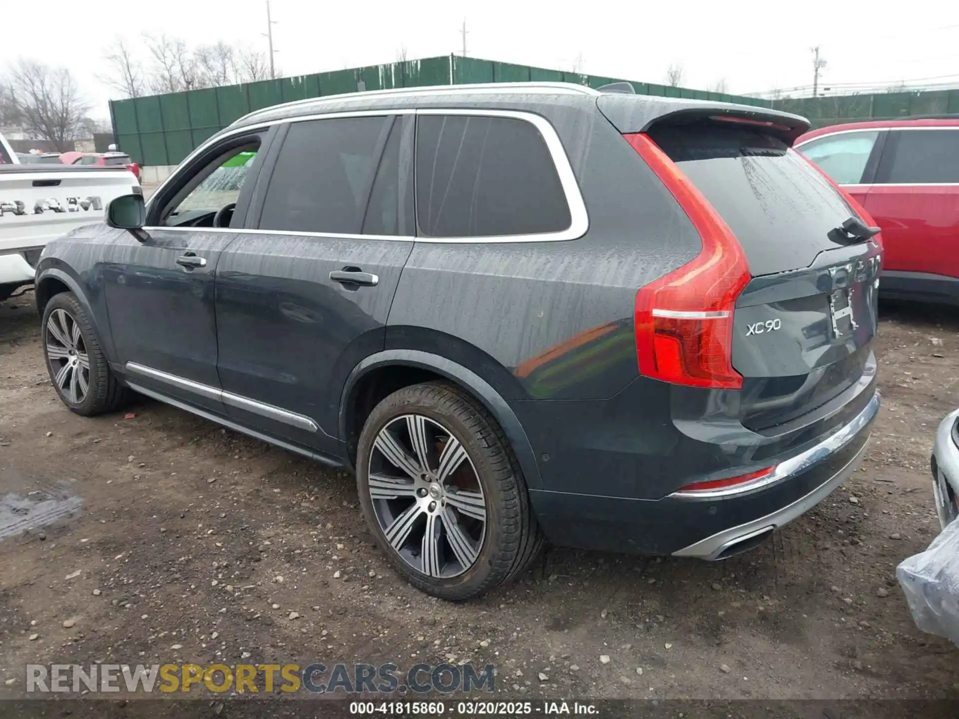 3 Photograph of a damaged car YV4A221L9M1685115 VOLVO XC90 2021