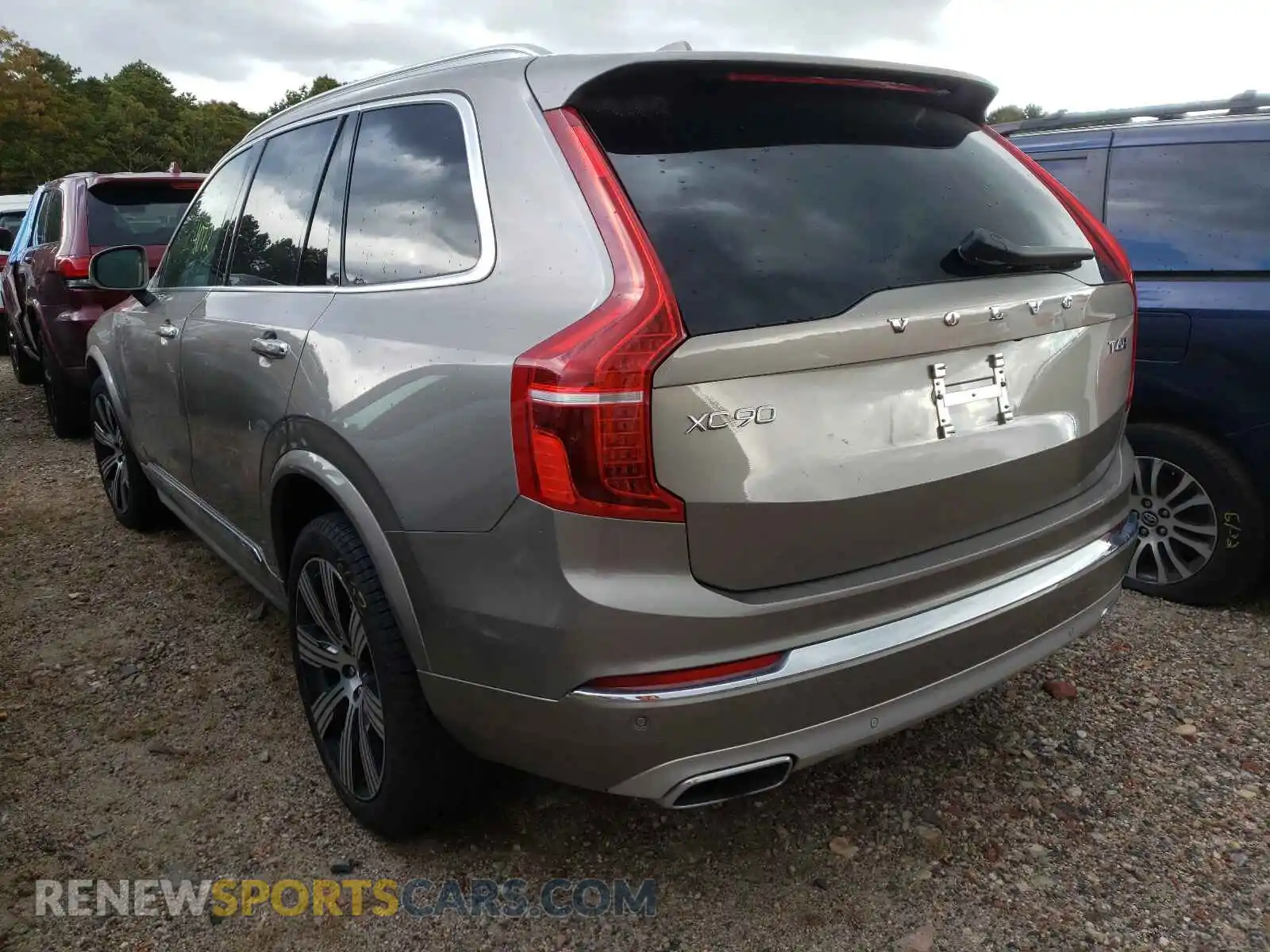 3 Photograph of a damaged car YV4A221LXM1753406 VOLVO XC90 2021