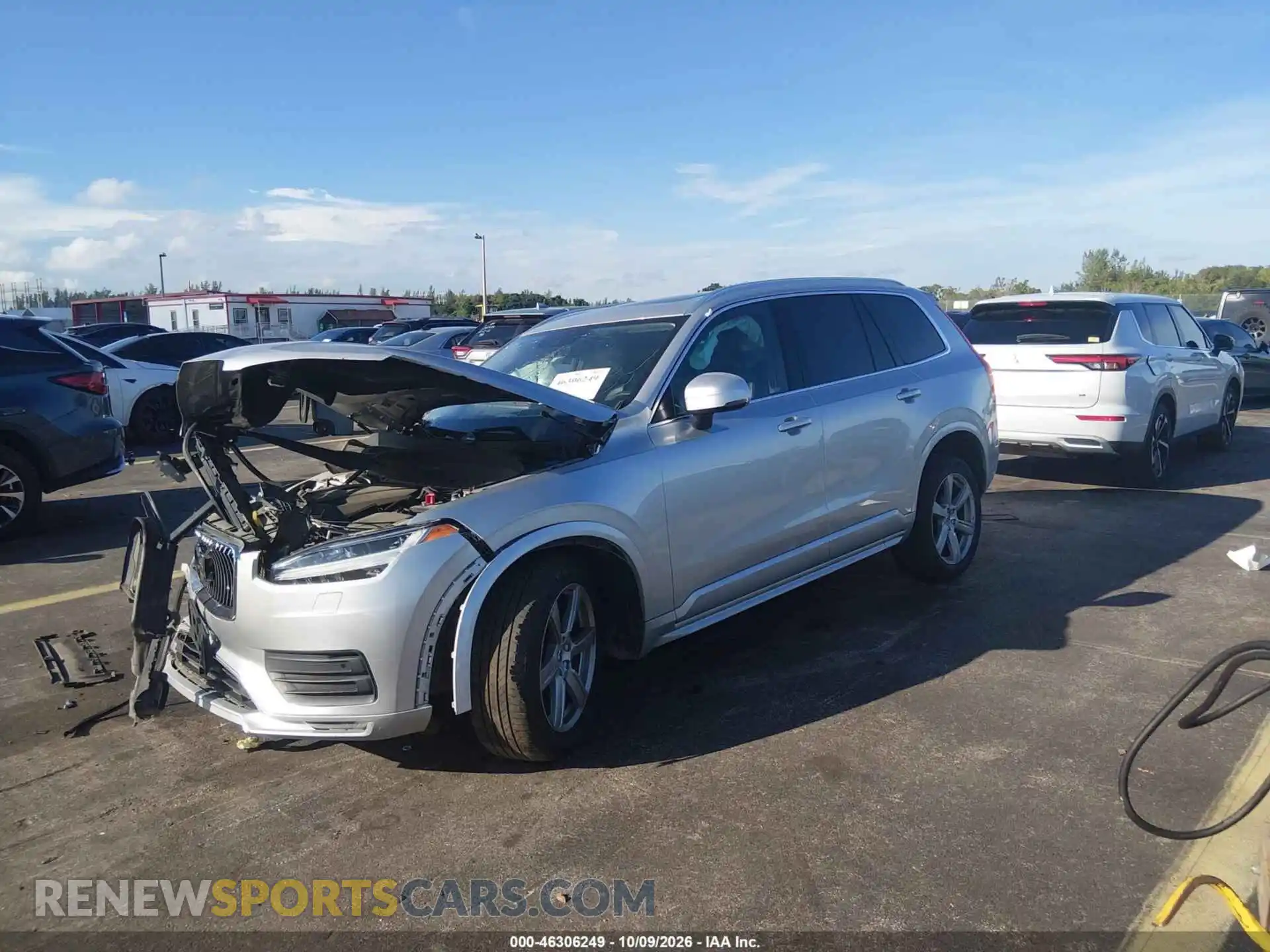 2 fotografías del automóvil dañado YV4A22PK0M1711809 VOLVO XC90 2021