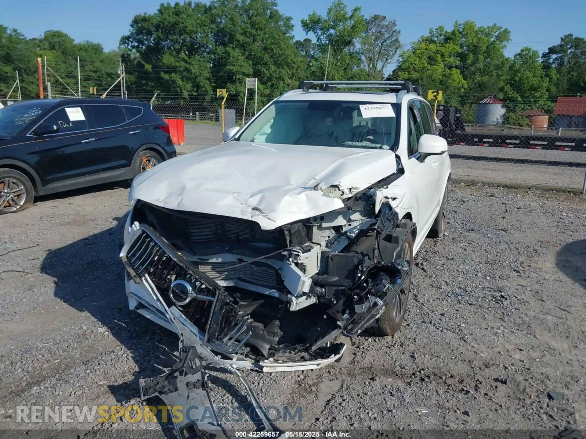 2 Photograph of a damaged car YV4A22PK7M1687802 VOLVO XC90 2021