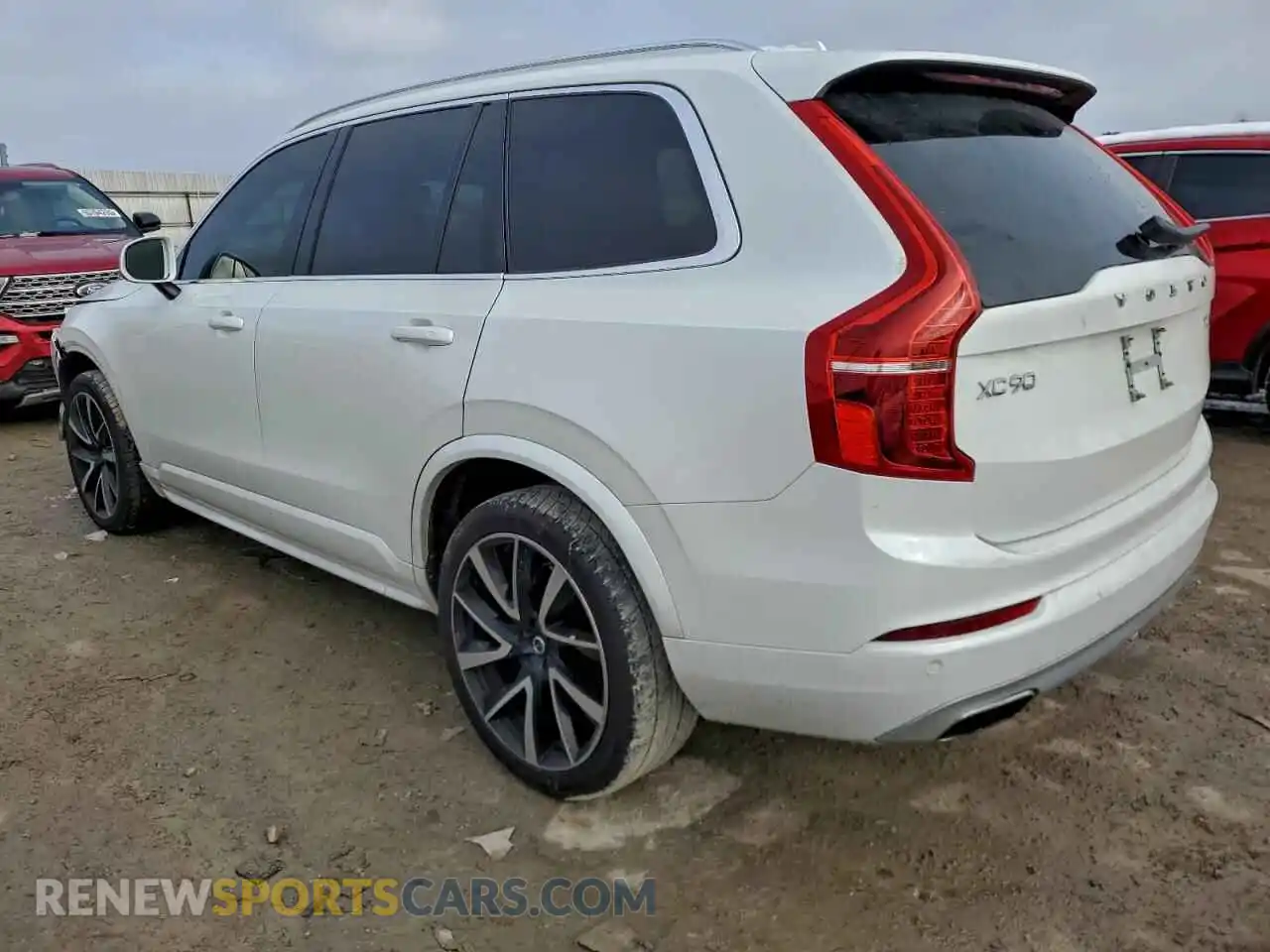 2 Photograph of a damaged car YV4A22PK9M1670337 VOLVO XC90 2021