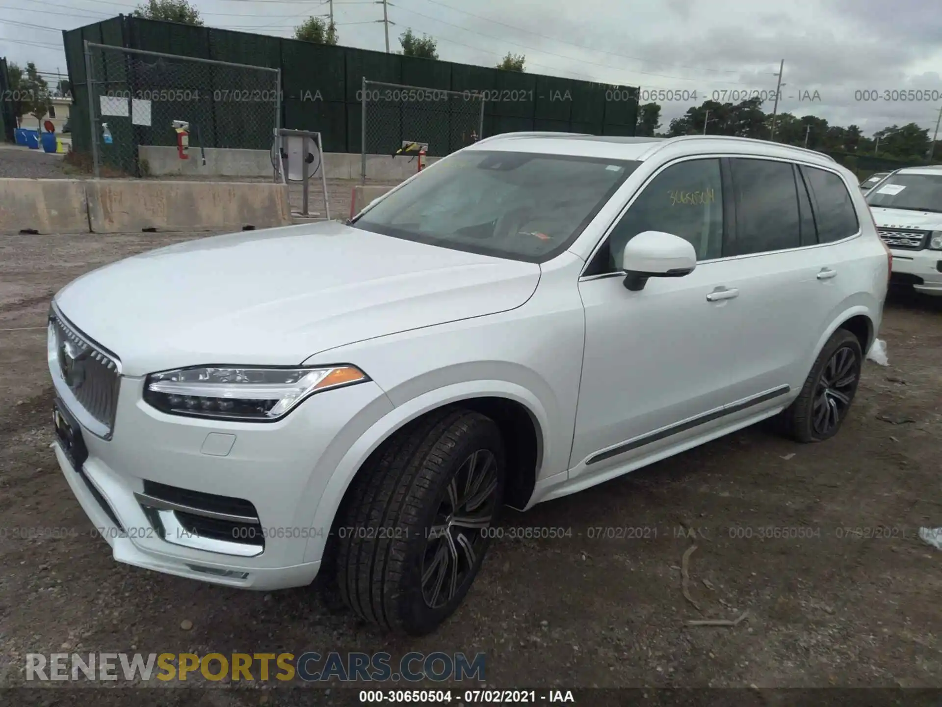 2 Photograph of a damaged car YV4A22PL4M1720103 VOLVO XC90 2021